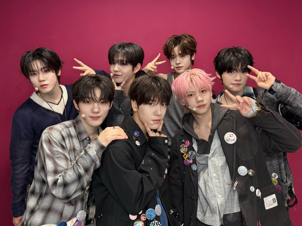 closeyoureyes_7's tweet photo. 📂 𝗖𝗟𝗢𝗦𝗘 𝗨𝗣❕
└📁 MBC '쇼! 음악중심' | 250412

#CLOSEYOUREYES #클로즈유어아이즈
#클유아 #CYE 
#ETERNALT
#내_안의_모든_시와_소설은
#All_My_Poetry https://t.co/gtY1ylRDof