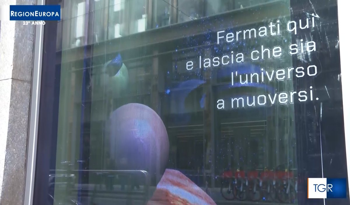 Domani #13aprile 11.25 <a href="/RaiTre/">Rai3</a> <a href="/RaiPlay/">RaiPlay</a> Le molteplici suggestioni del #FuoriSalone nella #DesignWeek milanese. Il reportage di <a href="/DanielaCuzzolin/">Daniela cuzzolin ob.</a> 
Anticipazioni sul sommario della puntata sono nel sito di <a href="/Raiofficialnews/">Rai</a> qui: tinyurl.com/yc7adsyr