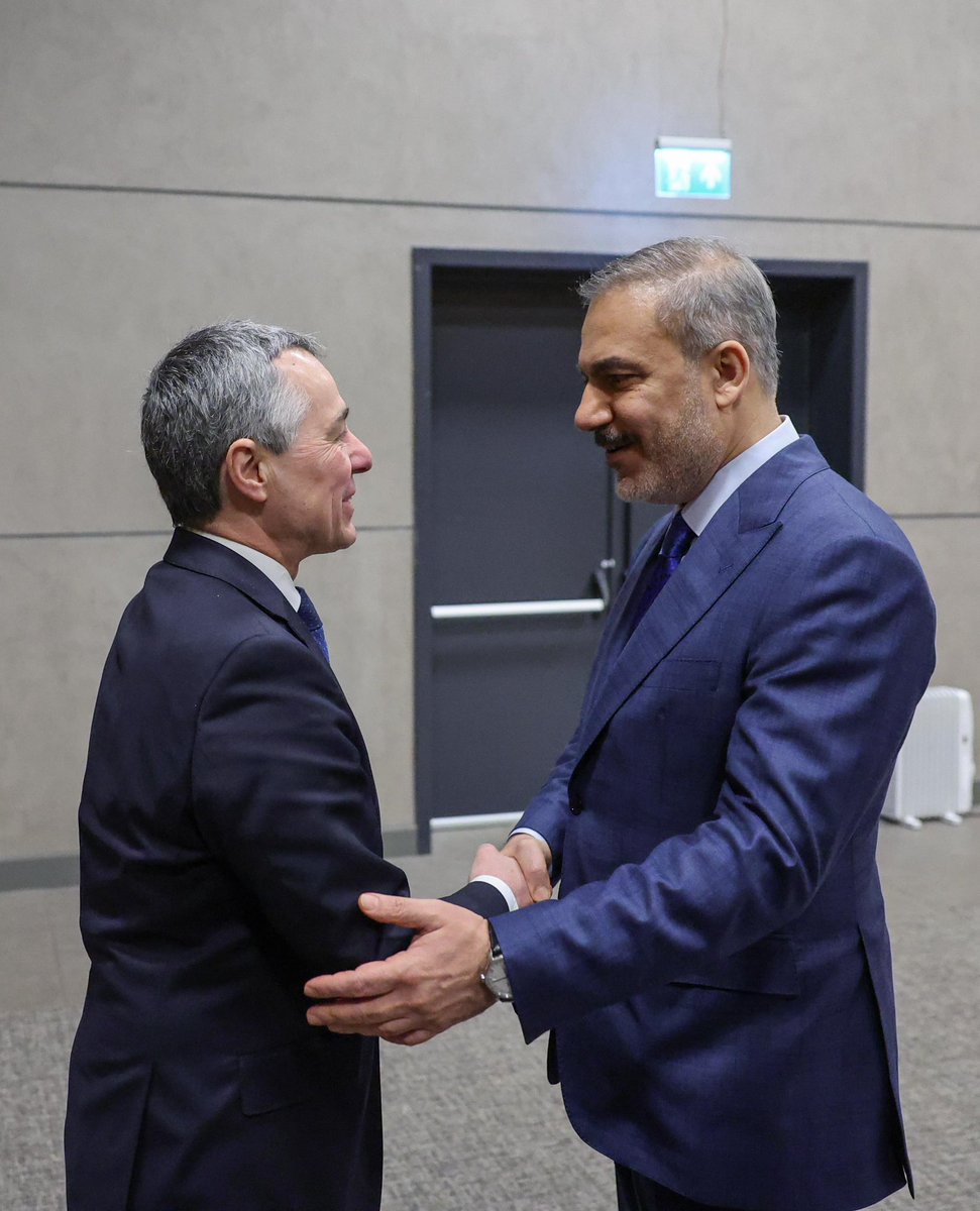 ignaziocassis's tweet photo. I met with my Turkish counterpart @HakanFidan to discuss the situation in #Syria and the broader #MiddleEast, the urgent need for a ceasefire in #Ukraine & #Gaza, and the European security architecture. 

I look forward to enhanced cooperation during #Switzerland’s #OSCE Chairmanship next year.