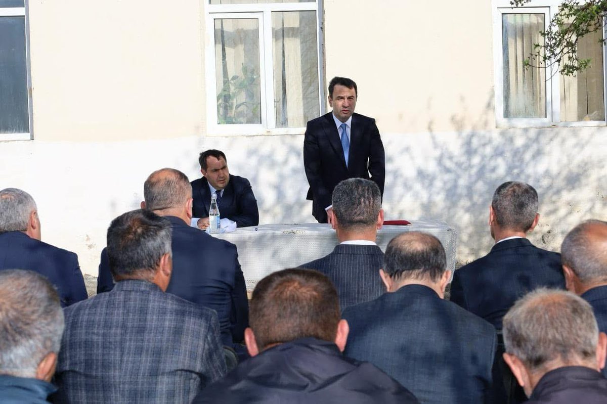 ismayilli_icra's tweet photo. Vətəndaşlarla növbəti səyyar qəbul rayonun Uştal kəndində keçirilib

Ətraflı: https://t.co/nsCbiXe5yQ

#Azərbaycan #İsmayıllıRİH #Səyyarqəbul https://t.co/shDrFQEZTK