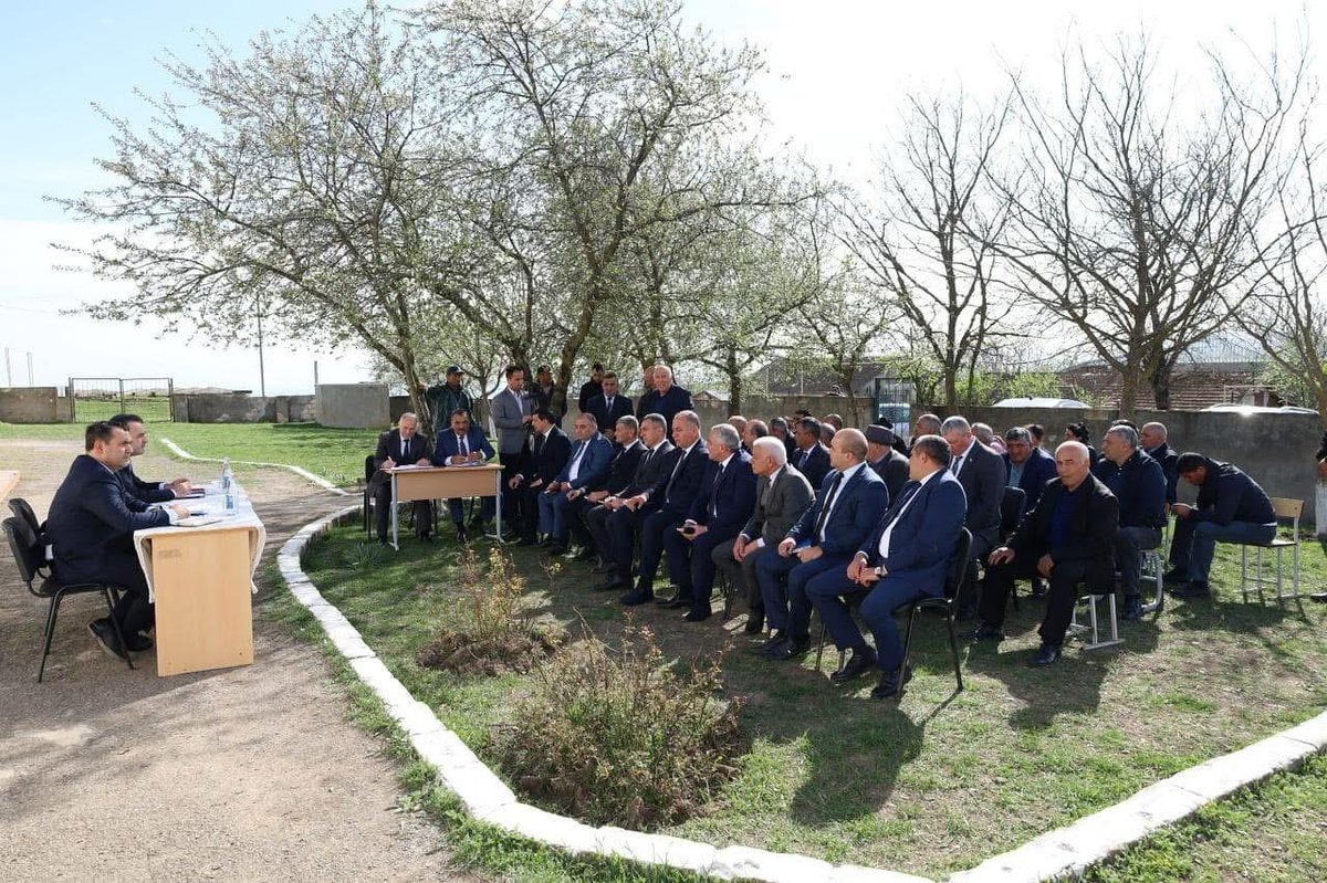 ismayilli_icra's tweet photo. Vətəndaşlarla növbəti səyyar qəbul rayonun Uştal kəndində keçirilib

Ətraflı: https://t.co/nsCbiXe5yQ

#Azərbaycan #İsmayıllıRİH #Səyyarqəbul https://t.co/shDrFQEZTK