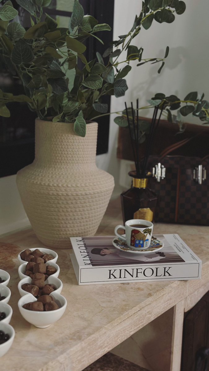 "حتى وإن خابت الظنون لن تجدني
 مؤذياً فنحن نُغادر ولا نغدر".♥️