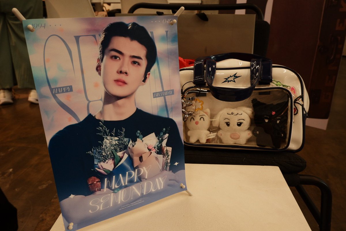 tonitonipoponie's tweet photo. ๐@cafe408_ ๐งก๐ค
#SEHUNMARTisNowOpen
#SEHUNDAY
#SEHUN
#OurSEHUNiverseDay
#์ฐ๋ฆฌ์๋ด์์ธํ์ผ๋ก์์ฑ๋ผ
#์ธํ์ด์_32๋ฒ์งธ_๋ด๋ฐ๋ https://t.co/h7v1xg7abs