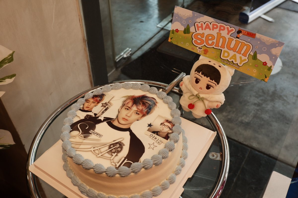 tonitonipoponie's tweet photo. ๐@cafe408_ ๐งก๐ค
#SEHUNMARTisNowOpen
#SEHUNDAY
#SEHUN
#OurSEHUNiverseDay
#์ฐ๋ฆฌ์๋ด์์ธํ์ผ๋ก์์ฑ๋ผ
#์ธํ์ด์_32๋ฒ์งธ_๋ด๋ฐ๋ https://t.co/h7v1xg7abs