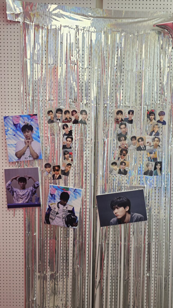 BlueLAM0224's tweet photo. 2025 JONG HYEONG BIRTHDAY EVENT 
🍀HAPPY^.^JH0413🍀 

종형아❤️
앞으로 오래오래 
꽃길만 걷자♡ 

IS READY FOR YOU ❤️❤️

🗓️ 2025.04.12-14
📍 플레이덕
🗺️ 미포구 양화로193 지하1층 

#JONGHYEONG #종형 #DKZ
#Happy_JJONGsDay 
#HAPPY_JH0413_ https://t.co/hJKDXq8PyX