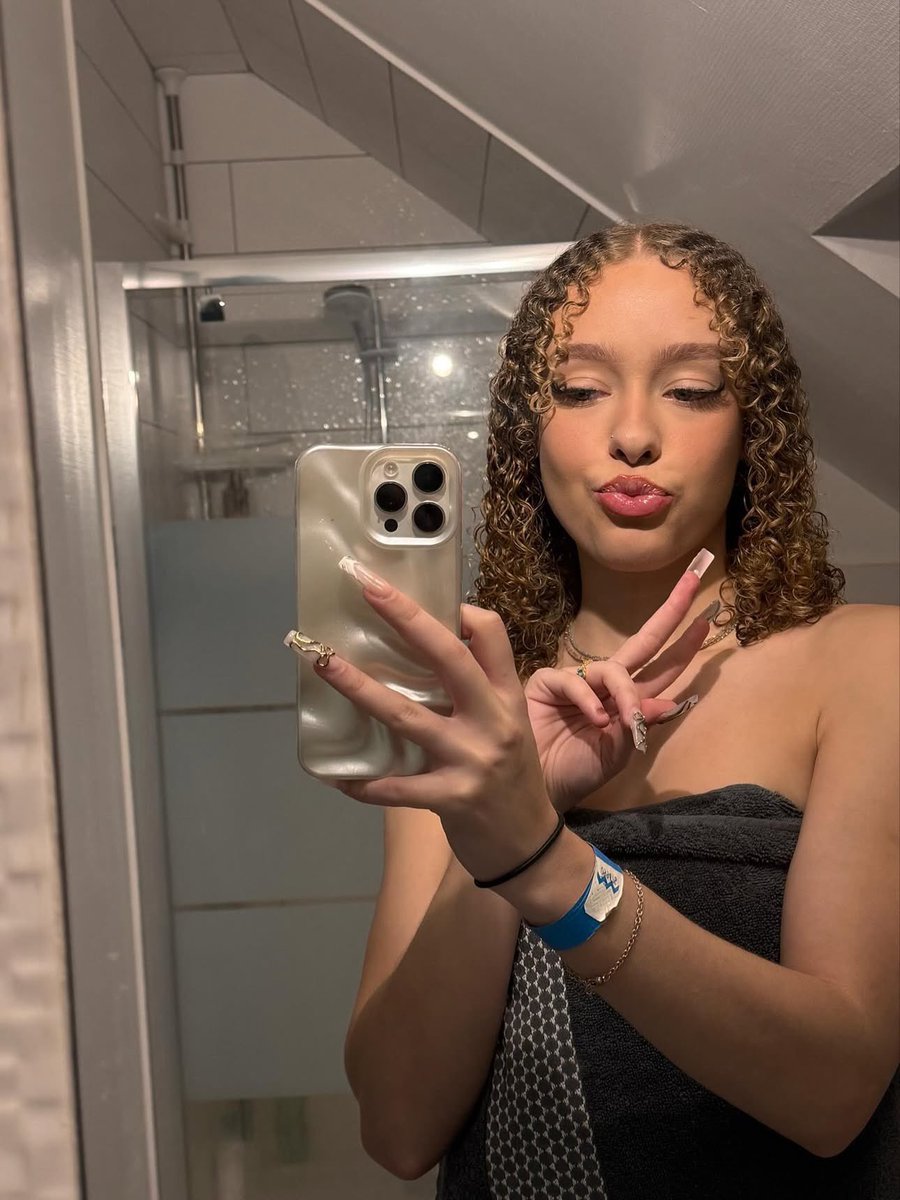 prettyruby25's tweet image. 