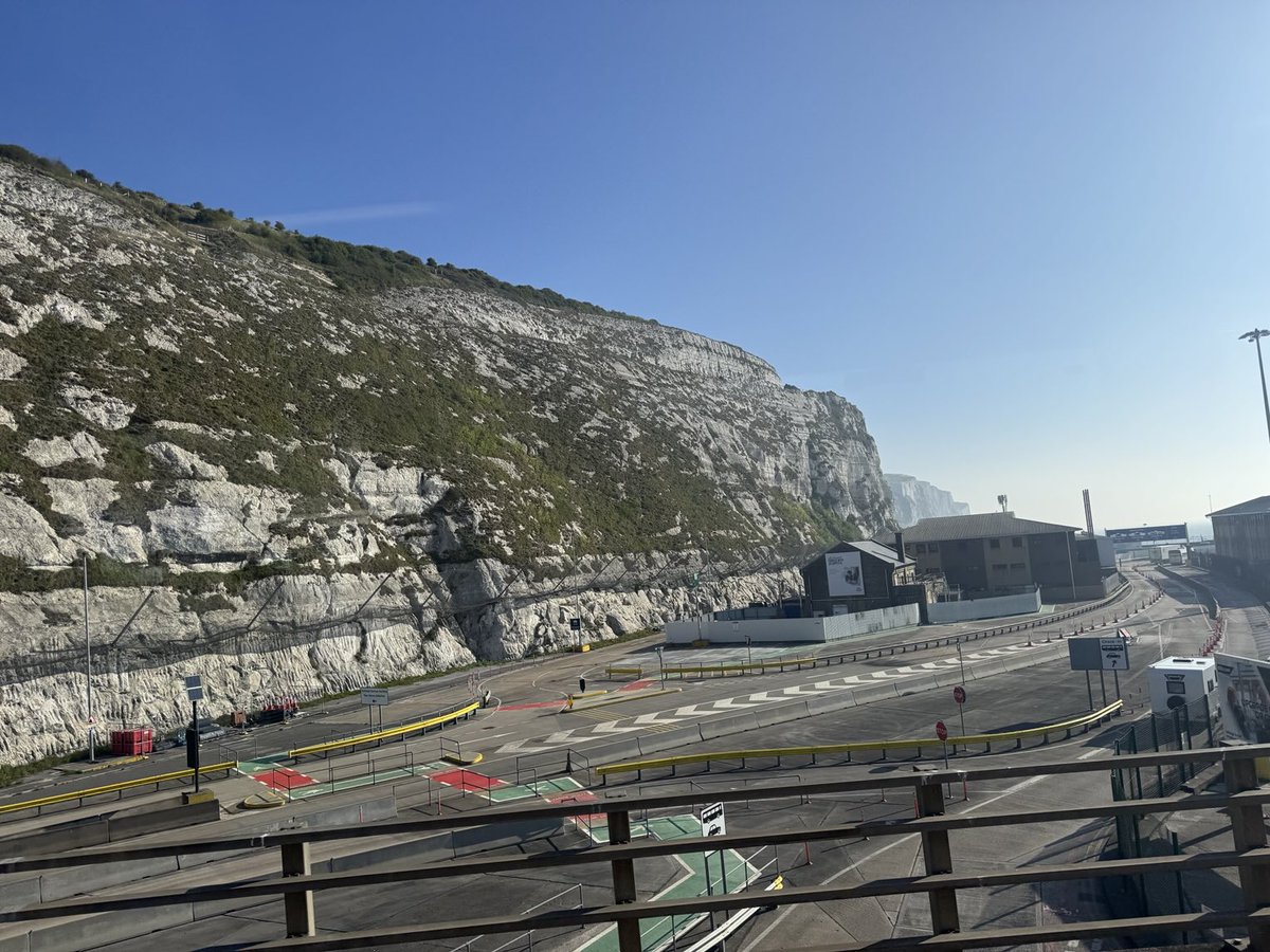 HeadmasterBBHS tweet media