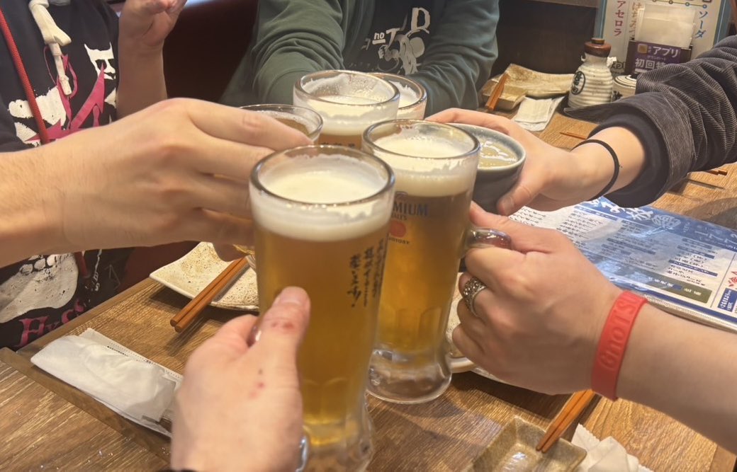 GLAMIS_hiro's tweet photo. 配信観てくれた方ありがとうございました🍻
5/3『Gの集い』宜しくお願いします👾🎶
#GLAyMLIN #Gの集い https://t.co/EmZWMP8TXn