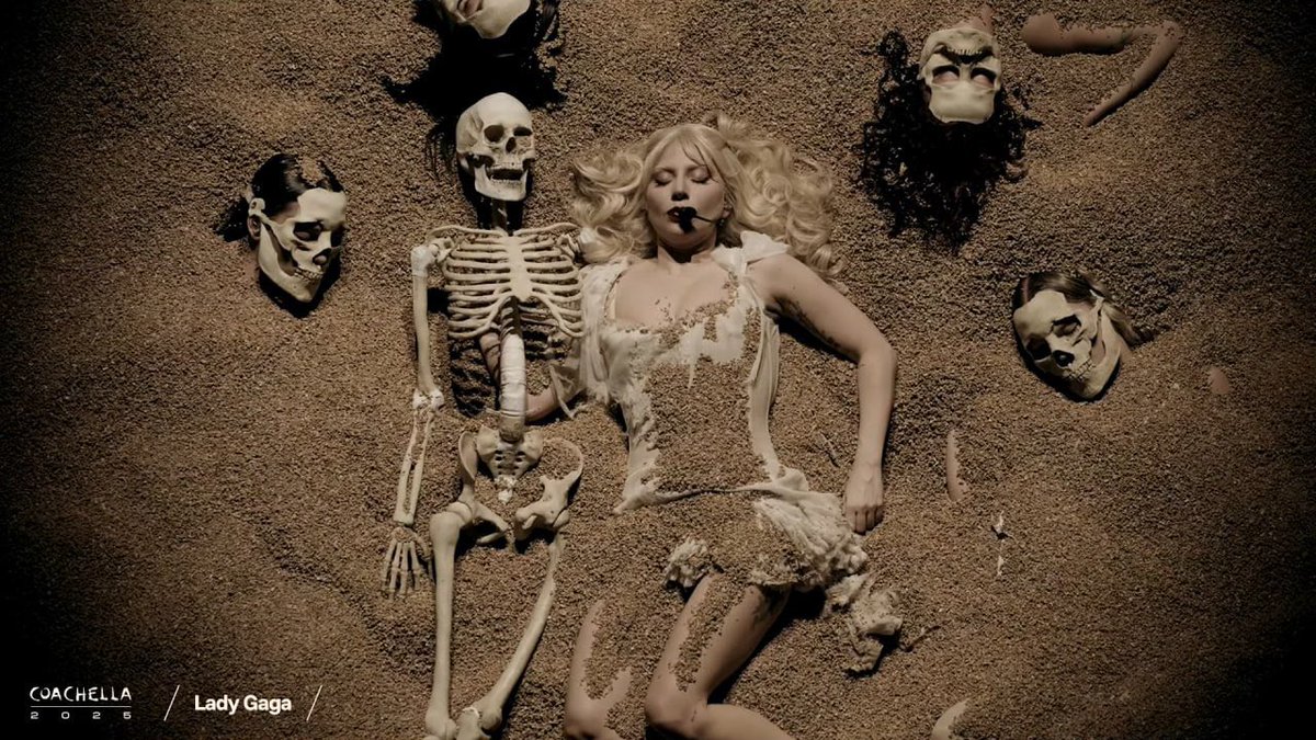 PopTingz's tweet photo. This might be Gaga’s BEST performance to date. She ate every second—vocals flawless, stage presence otherworldly. ‘The Garden of Eden’ and ‘Poker Face’ were peak artistry. She ate. No one’s touching her. https://t.co/CnrXi10zra