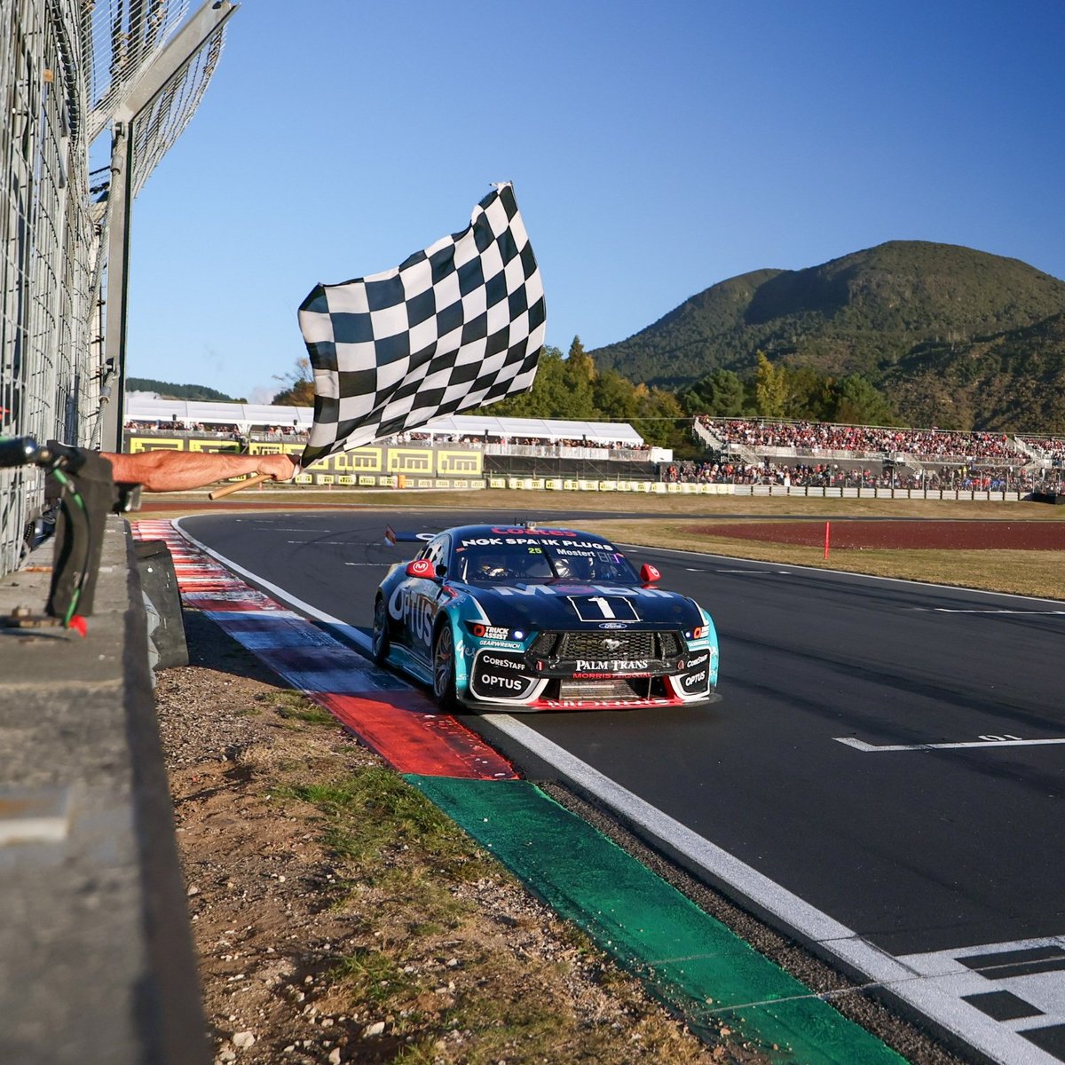 #Supercars - The second race of the Taupō Super 440 sees another podium sweep for the <a href="/FordMustang/">Ford Mustang</a> with <a href="/chazmozzie/">Chaz Mostert</a> at P1, Will Davison at P2 and Brodie Kostecki at P3. 

P1-Mostert
P2-Davison 
P3-Kostecki
P4-Payne
P6-Randle
P9-Wood
P10-Allen

#RepcoSC