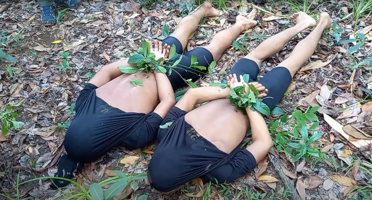 Typical capture moment 
捕虜日常