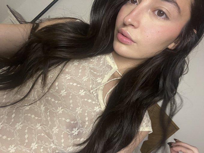 Juliettebe64535's tweet photo. Je suis la pour des rencontres coquines sans prise de tête intéressé m'ecrit n♥️😍🥰 https://t.co/MqhyjCW4ZX