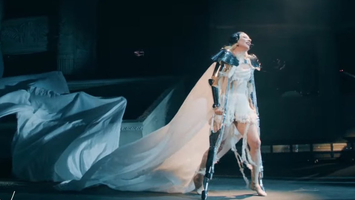 fametrilogy's tweet photo. HISTORY WAS MADE #GAGACHELLA https://t.co/hCur8As6a3