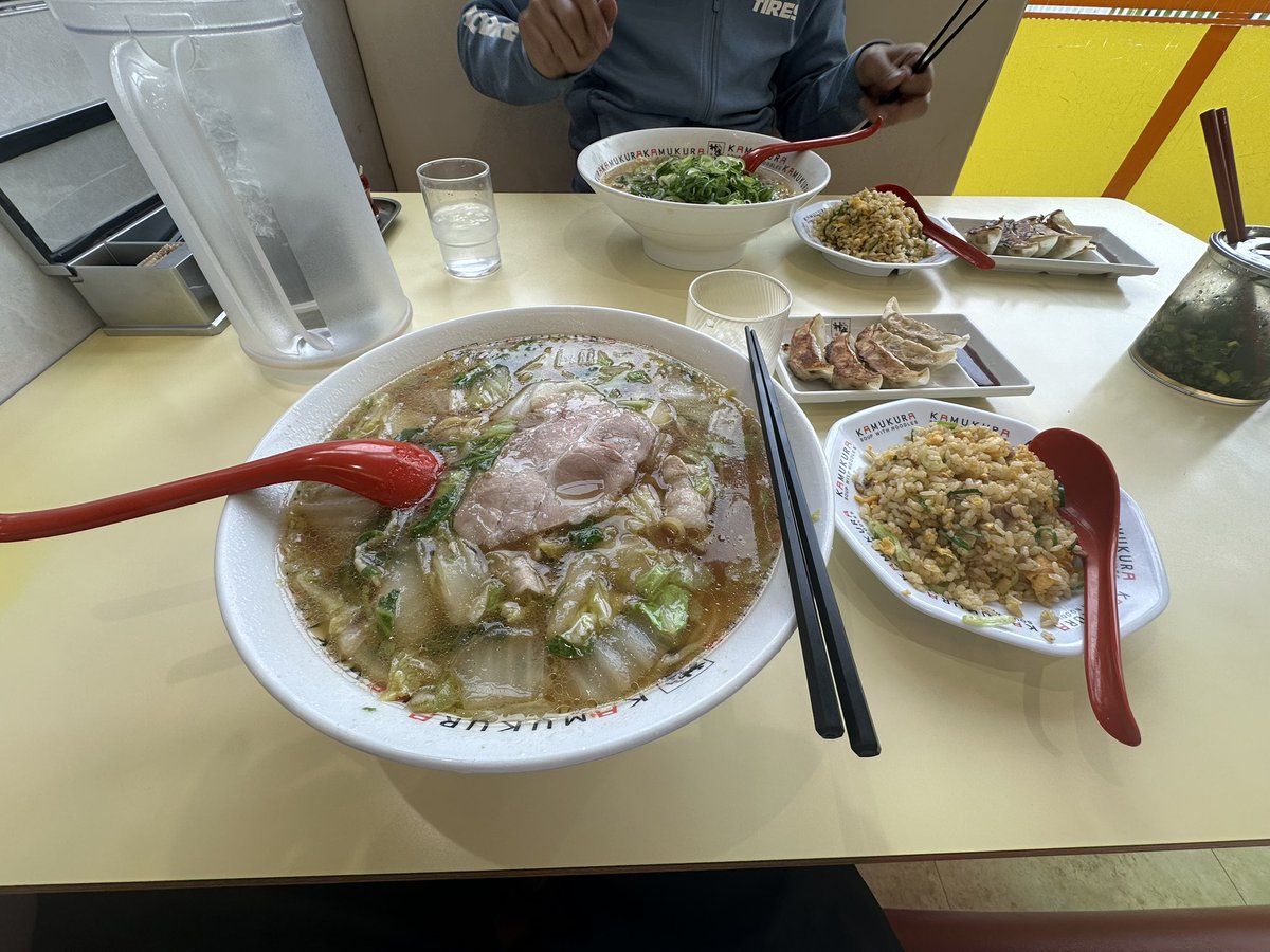 名阪から車輪村まで向かいます😄
その前に腹ごしらえ！