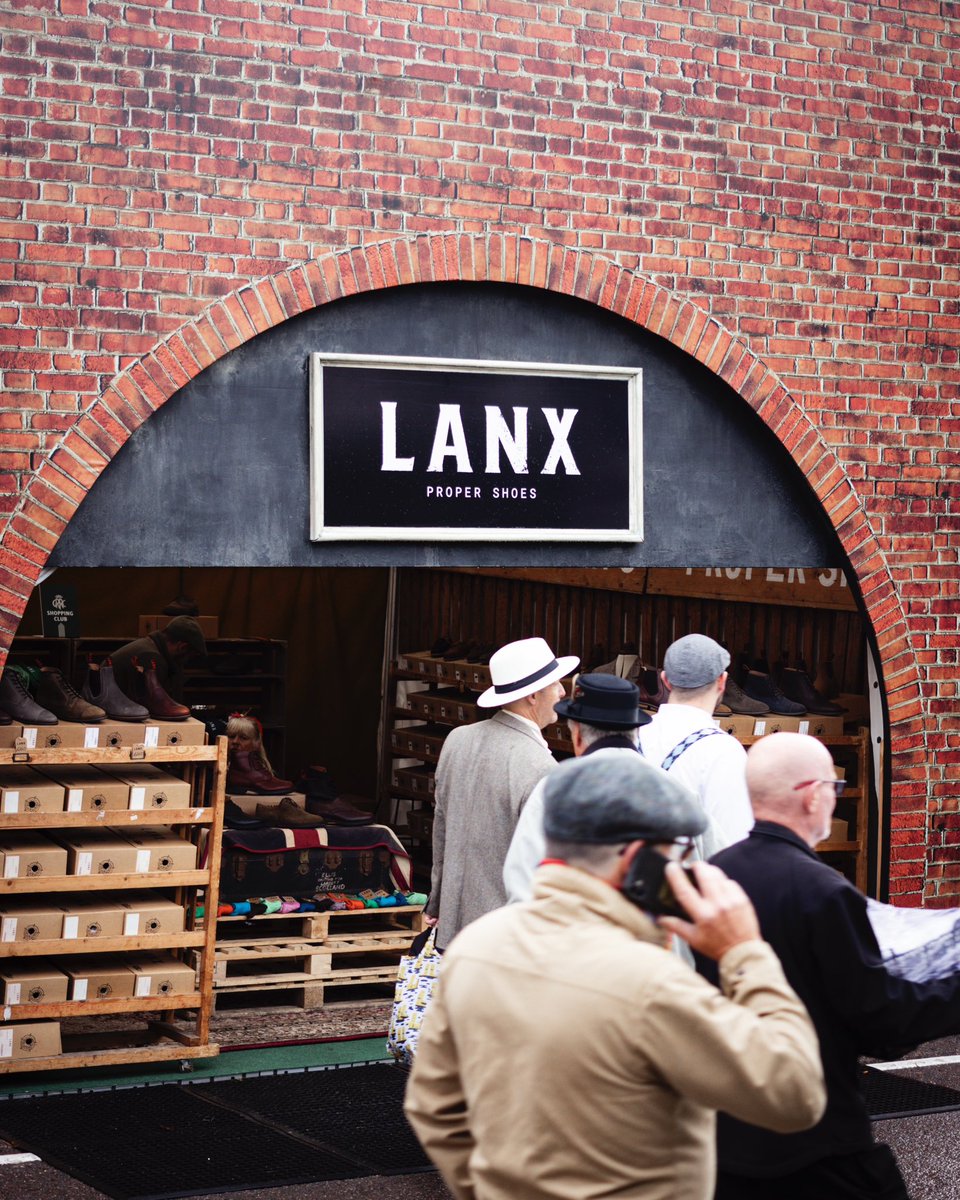 2025 EVENTS SEASON
Today marks the start of another events season, in all the LANX team will be visiting 19 of the finest shows and festivals around the UK. See you all in a field very soon…!

View locations and dats &gt; lanxshoes.com/pages/events
