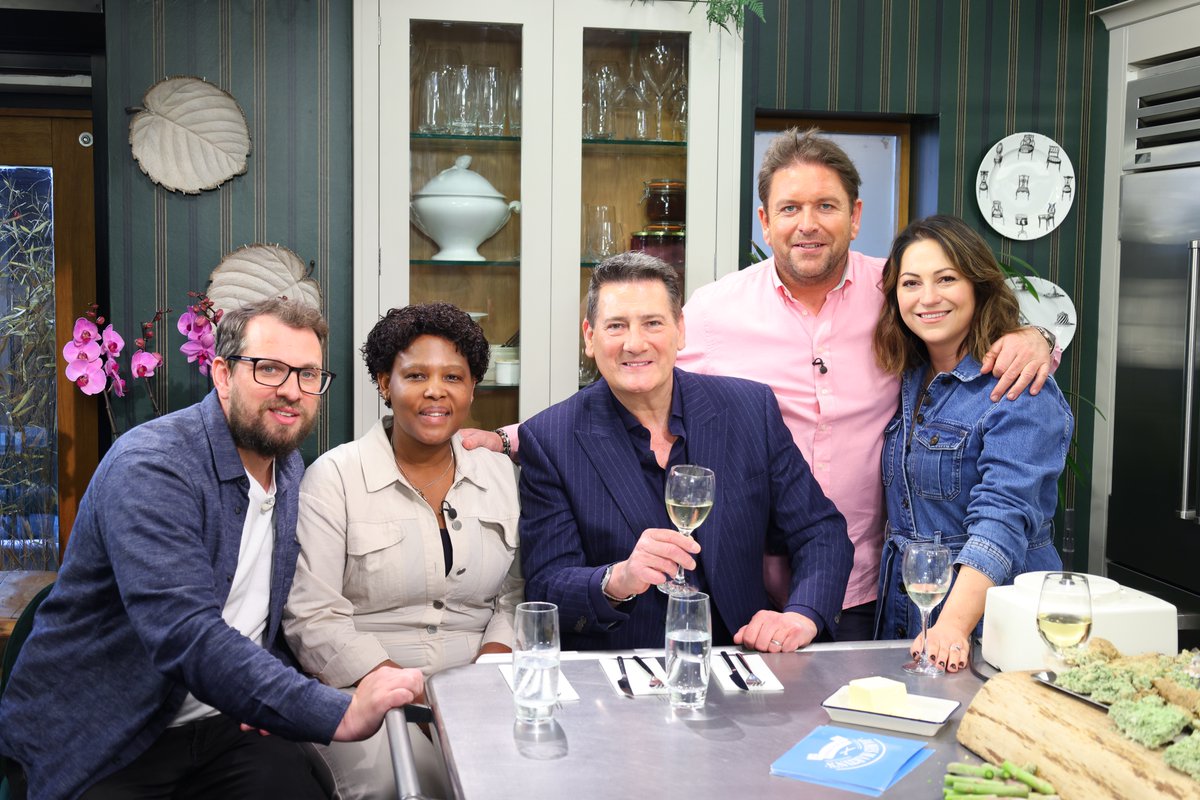Sat_James Martin (@sat_jamesmartin) on Twitter photo Coming up on @itv next! <a href="/jamesmartinchef/">James Martin</a> is joined at his home in the Hampshire countryside by <a href="/TheTonyHadley/">Tony Hadley</a>, <a href="/rabyhunt/">James Close</a>, <a href="/theguseva/">Maria Close</a> and Nokx Majozi! Fish, Burgers, Pie and Asparagus are all on the menu! Coming up on @itv next! <a href="/jamesmartinchef/">James Martin</a> is joined at his home in the Hampshire countryside by <a href="/TheTonyHadley/">Tony Hadley</a>, <a href="/rabyhunt/">James Close</a>, <a href="/theguseva/">Maria Close</a> and Nokx Majozi! Fish, Burgers, Pie and Asparagus are all on the menu!