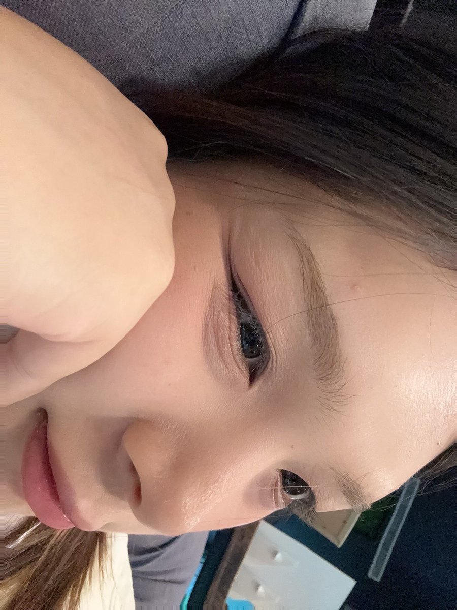 graphic__i's tweet photo. หยักมีเเฟนวะ https://t.co/iO0JvPHES2