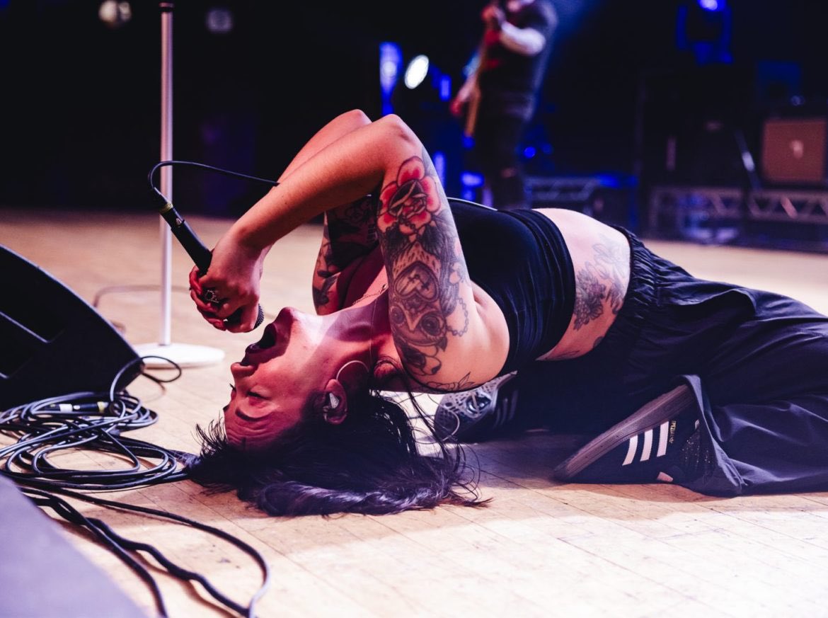 Metal came to town - <a href="/TakedownFest/">Takedown Festival</a> returned to the Portsmouth Guildhall. From @SeethingAkira to @Elvana_Elvis1, there was something for every metalhead in the region.

✍️ <a href="/JLawrence_Photo/">Jesse Lawrence</a> 

strongisland.co/2025/04/10/tak…
