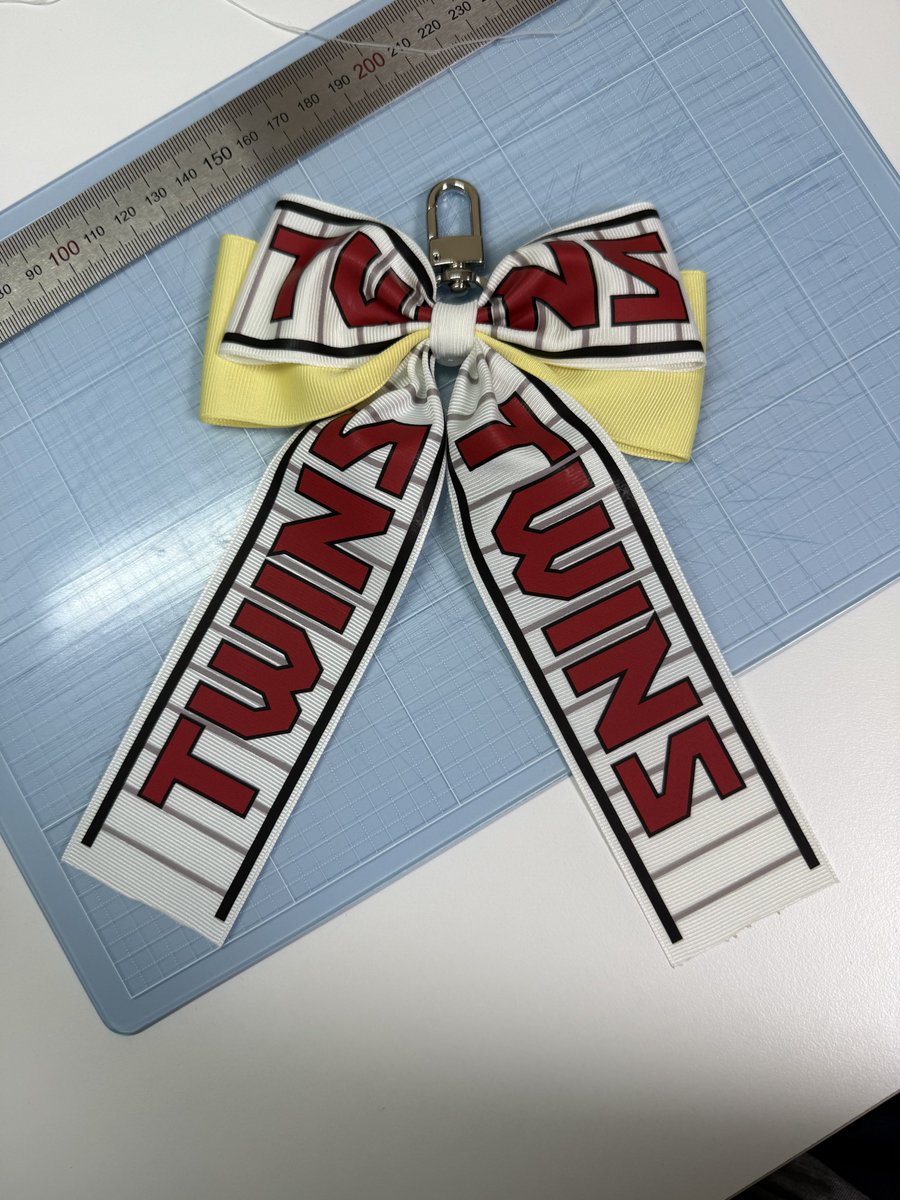 야구 리본 만들기 쉽지않네,,