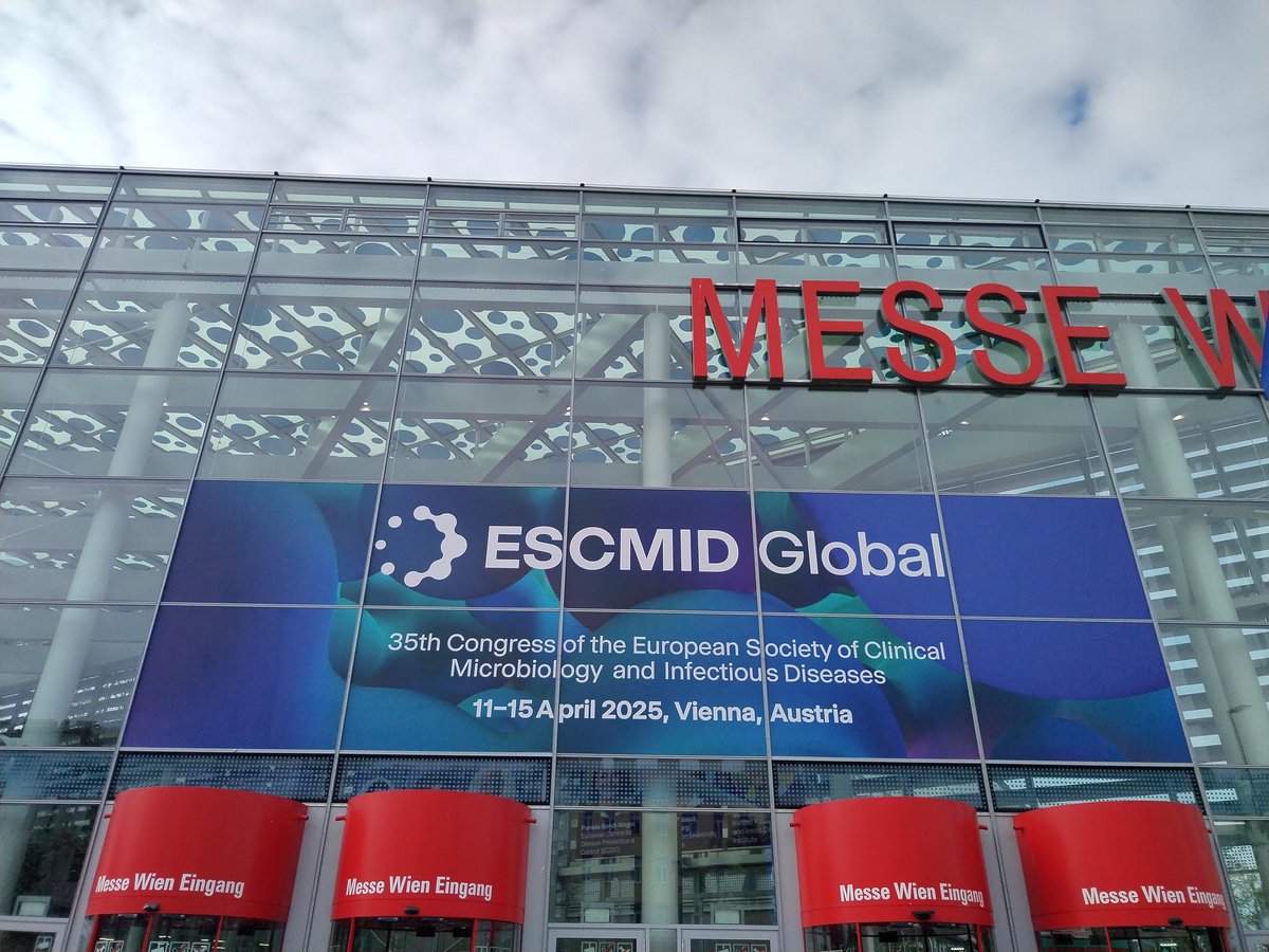 JessicaATexere's tweet image. Good morning #ESCMIDGlobal2025 🌞 it's all systems go @pathologistmag but what are you looking forward to this weekend #PathX #PathTwitter? 🤔 Let us know!