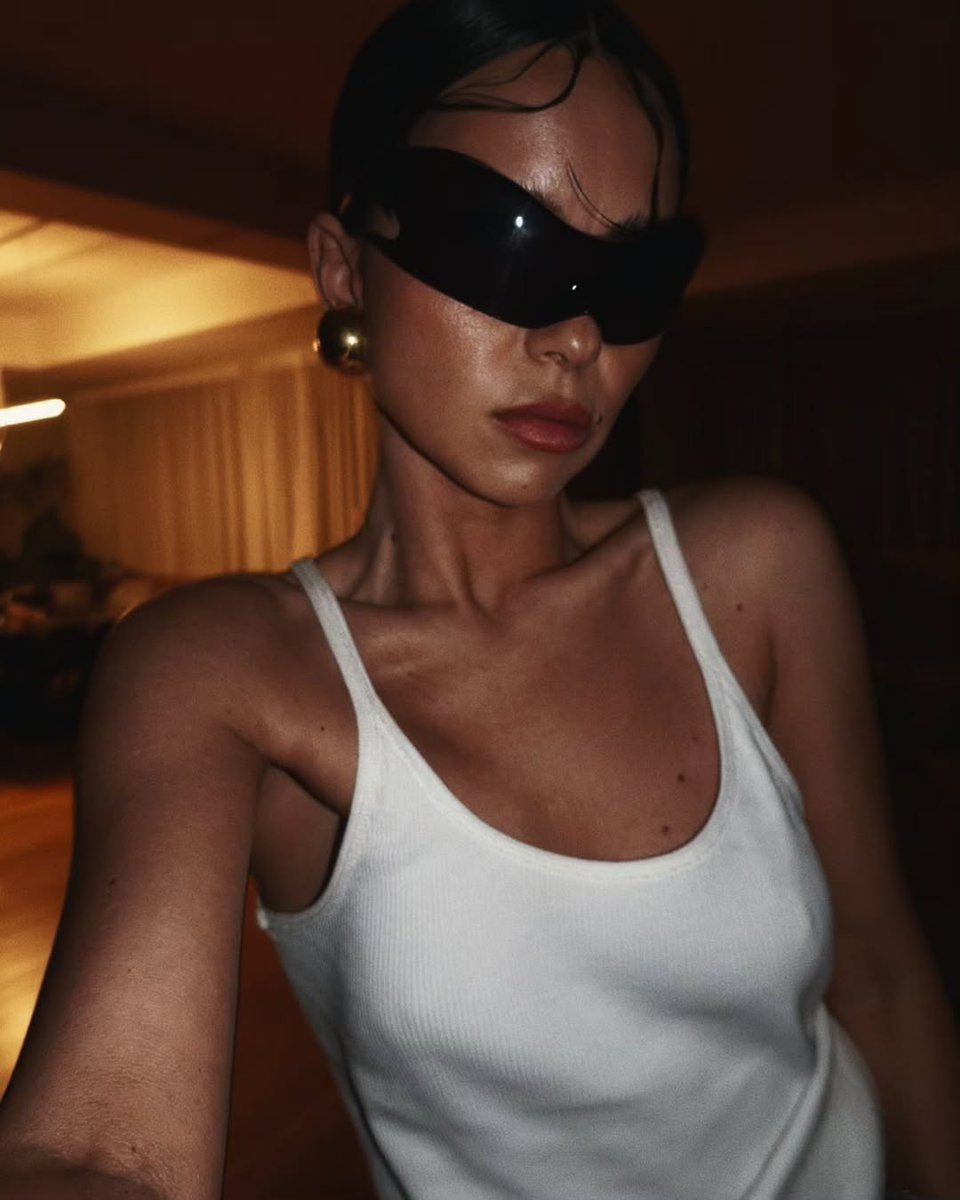 InnaFinland's tweet photo. Heyooo 

#INNA #singer #romania https://t.co/AombN88Zpn