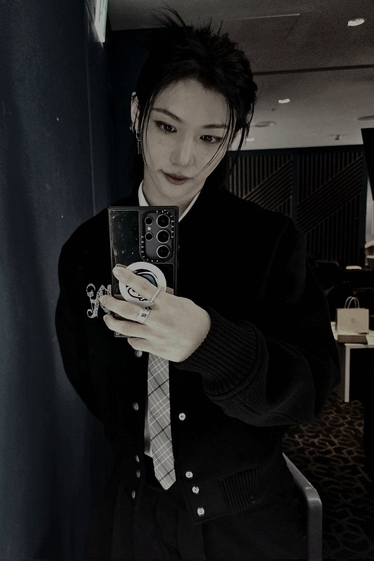 MidnightPrinceH's tweet photo. Que hemos vuelto. https://t.co/6QxfExcR8o