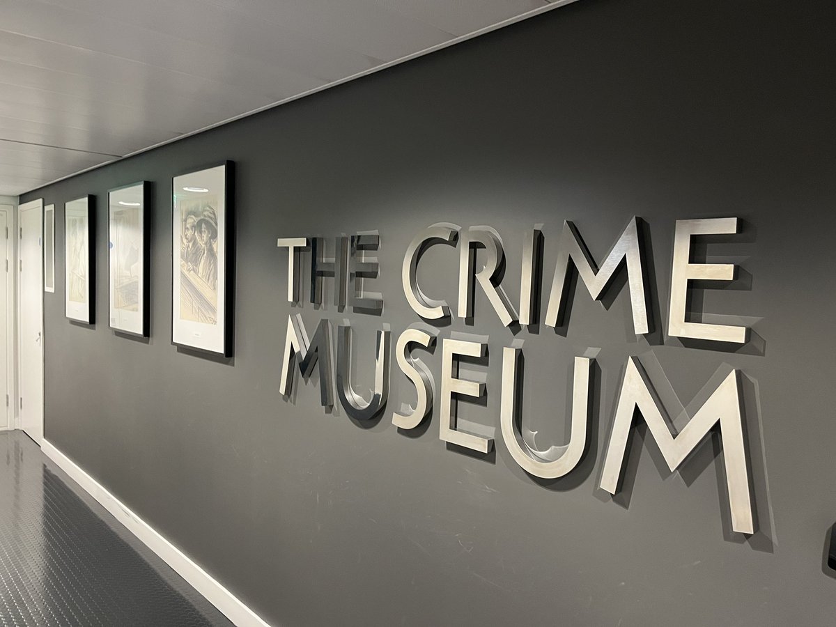KatieSmith138's tweet photo. Today the Metropolitan Police’s Crime museum turns 150 years old.

We had a wonderful day yesterday celebrating with our friends and colleagues, and have such a great year planned to mark this occasion so keep your eyes peeled 👀 

Happy birthday to us! https://t.co/MsSN5L20KE