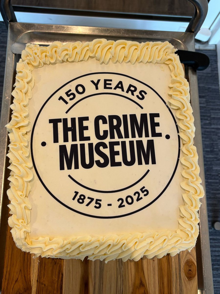 KatieSmith138's tweet photo. Today the Metropolitan Police’s Crime museum turns 150 years old.

We had a wonderful day yesterday celebrating with our friends and colleagues, and have such a great year planned to mark this occasion so keep your eyes peeled 👀 

Happy birthday to us! https://t.co/MsSN5L20KE