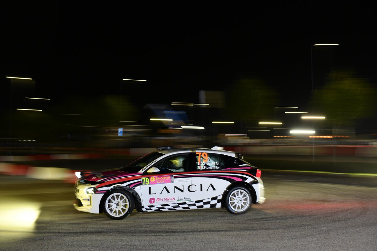 lancia_official's tweet photo. Lights on, engines roaring: #RallyRegionePiemonte starts with a night show full of racing energy and local vibes. 🔥

#Lancia #LanciaIsBack #NewLanciaYpsilon #YpsilonRally4HF https://t.co/jka2NQuRXe