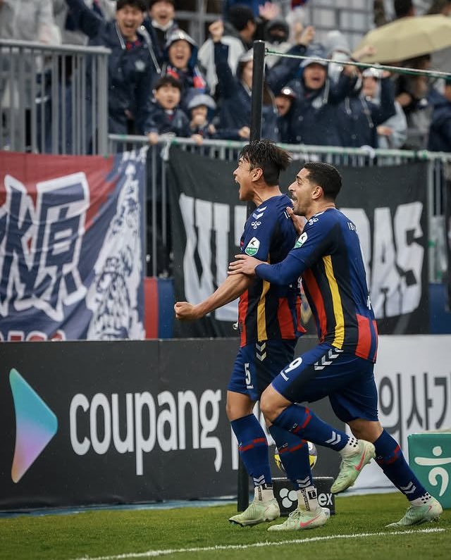 Suwonfcfr's tweet photo. +3 💙❤️ https://t.co/li4aFHuWcg