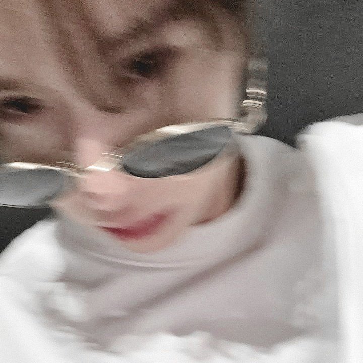 ㅤㅤㅤㅤㅤㅤ˖ ࣪◞  I took a stylish selfie with glasses perched sweetly on my face, trying to look cool while still staying relaxed. There’s a reflection of light, a small smile, and a little question in my heart. Do I look cool enough in your eyes?