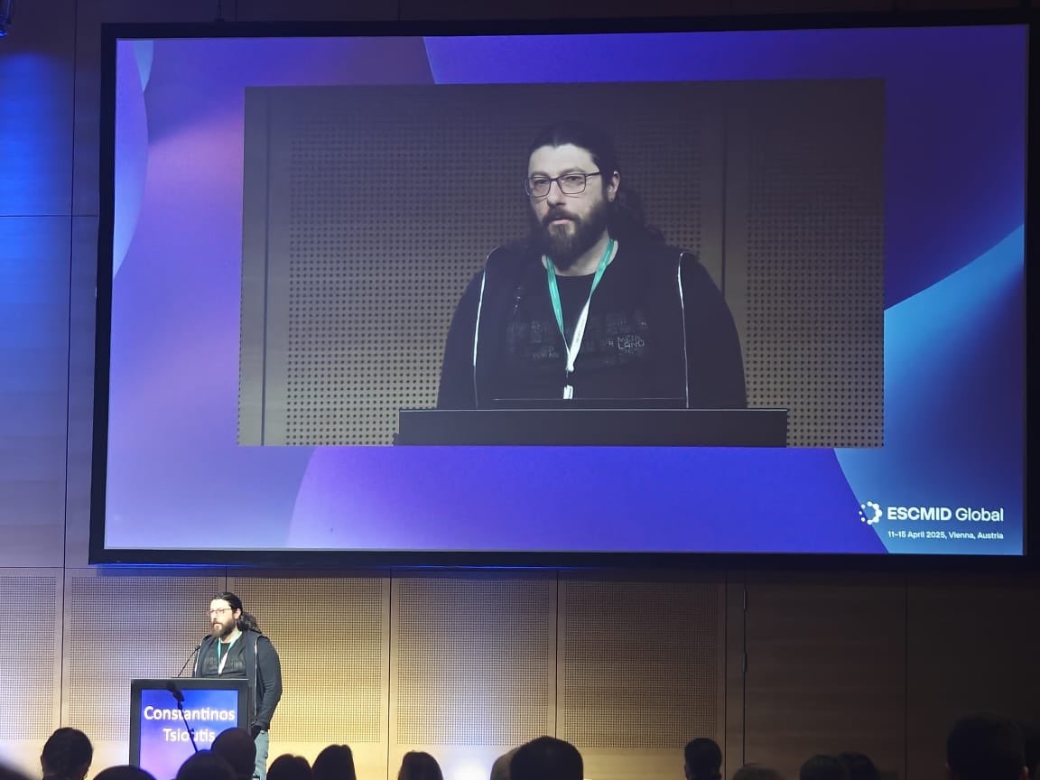 EUCIC1's tweet image. Very Nice educational session on how micro may help IPC. @ESCMID 🙏💪session recorded and will be available soon online @TsioutisC @ESGNI_ESCMID