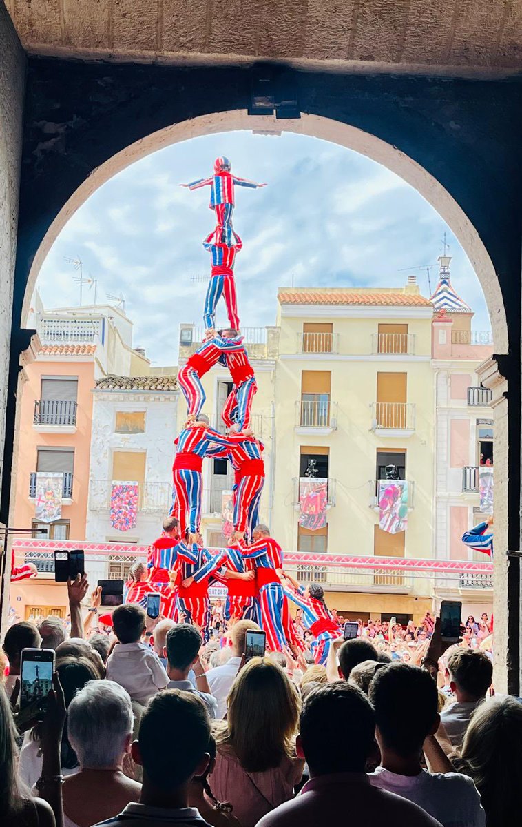 muixerangablava's tweet photo. Hem col.laborat amb aquesta iniciativa de l’AVL https://t.co/rnGwNwfESR