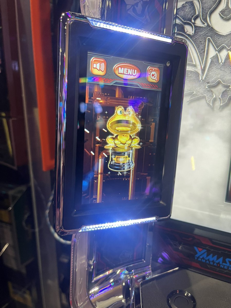 ゴッドイーターを朝から打って456確してたけど、ラッシュやれなさすぎと防衛戦少なすぎてマイナス方向へ…
相方に頑張ってもらってチャラまで回復✨
設定4と判断してヤメ。
イーター割と好きなのに対応役引くの苦手や🥺