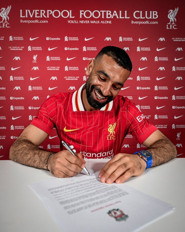 محمد صلاح رفض عرض بقيمة 500£م من أحد الأندية السعودية😱🇸🇦

محمد صلاح اختار البقاء في ليفربول ❤️

#ليفربول