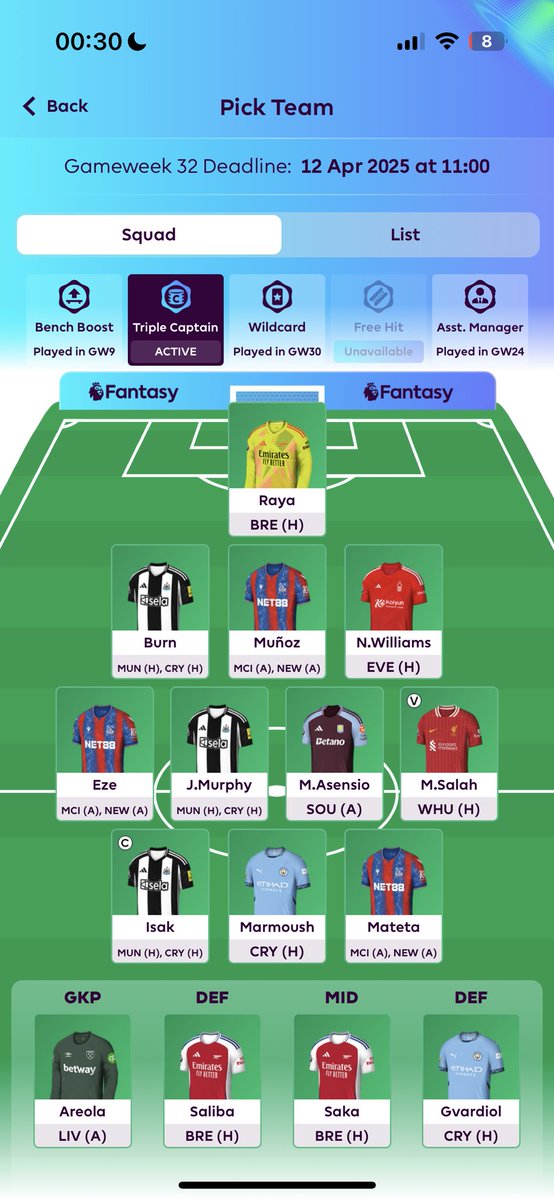 CH_ftbl's tweet photo. DGW32 Team selection 
Foden -> Asensio 💫🇪🇸
Isak TC 🇸🇪

Currently sat at 21st in the world 🌎 
Will answer questions on teams 
#fpl #FPL #FPLCommunity #GW32 https://t.co/iavT8pqZWZ