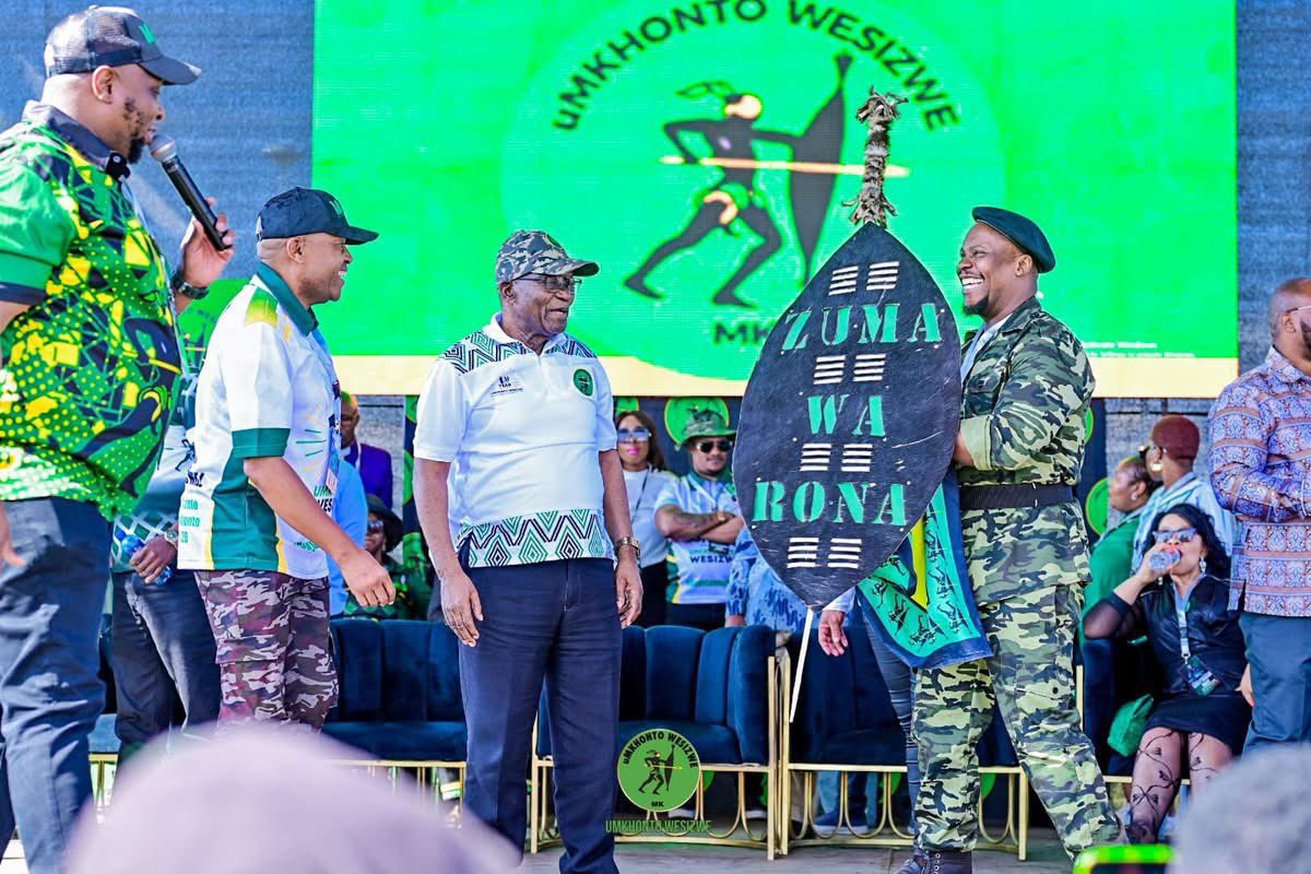 Happy Birthday to the Commander General of uMKhonto weSizwe, Comrade President Jacob Gedleyihlekisa Mhlanganyelwa Zuma. The humility, courage, consistency, honesty and respect for all our people is what makes you great! The membership and supporters of uMKhonto weSizwe cherish