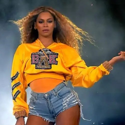 DannyMilk_'s tweet photo. 13 year old me chose the right artists to stan https://t.co/Y6BAk8xgQa