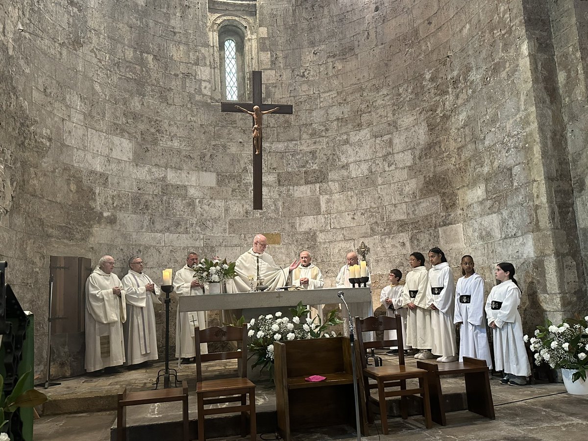 Solemne Missa deld Dolors oficiada per <a href="/fraoctavi/">fra Octavi Vilà</a> <a href="/bisbatgirona/">Bisbat de Girona ⛪️</a>