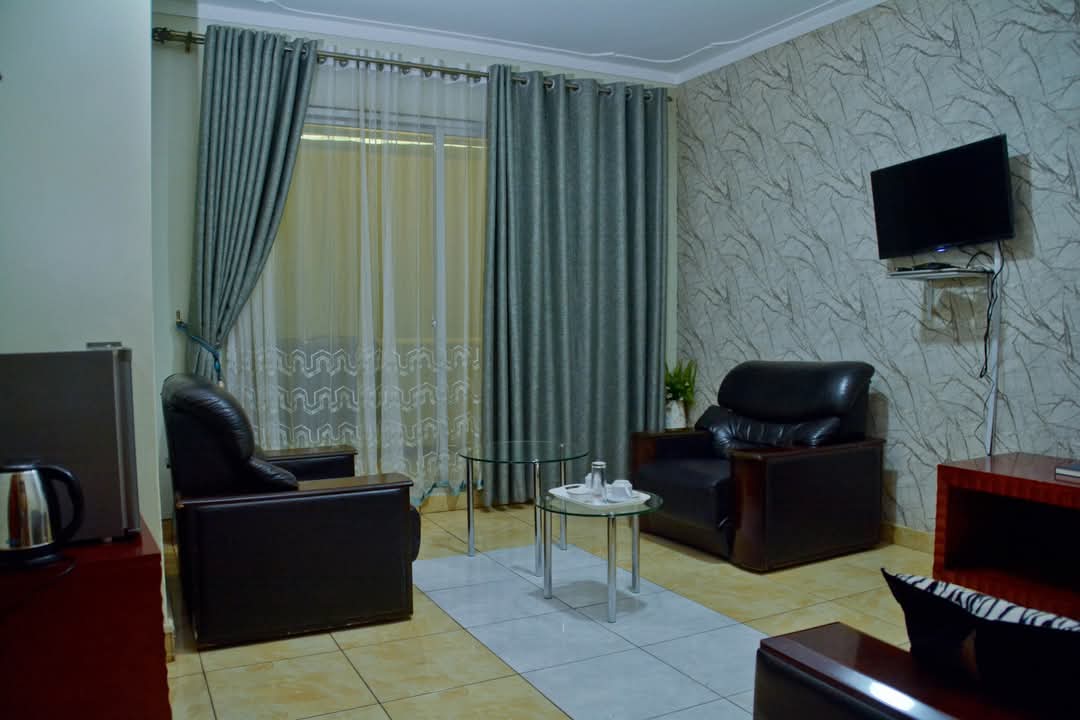 EmeraldHotelkla's tweet photo. Make your Easter Weekend truly memorable!
Whether you're staying with family or planning a solo retreat, Emerald Hotel Kampala is your perfect holiday destination.
๐ https://t.co/Tsq5JKBOtM
๐ 0752747529 | 0773561524
#EasterStaycation #BookYourStayUG #EmeraldExperience https://t.co/3M5SzGsISb