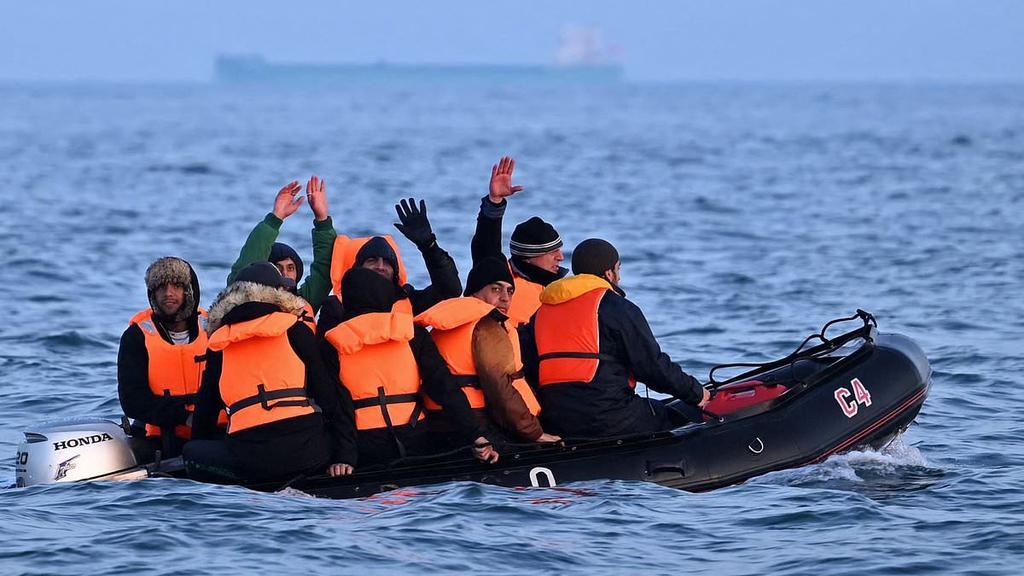Do you want to see every single illegal migrant that has landed on these shores deported come 2029. Yes or No ??