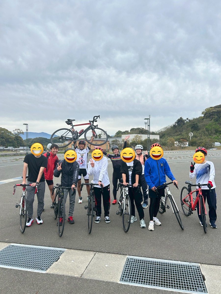 九州大学トライアスロン部GAIAです！
本日はバイク試乗会でした！

来週は火曜日に1500m牛丼、金曜日にスイーツ会があります。どちらもGAIAイチオシのイベントです✨皆さんの参加待ってます☺️

 #九大新歓 #トライアスロン #GAIA #ロードバイク