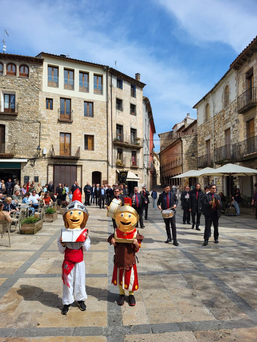Els Dolors de Besalú ja tenim Capgrossos 👍
