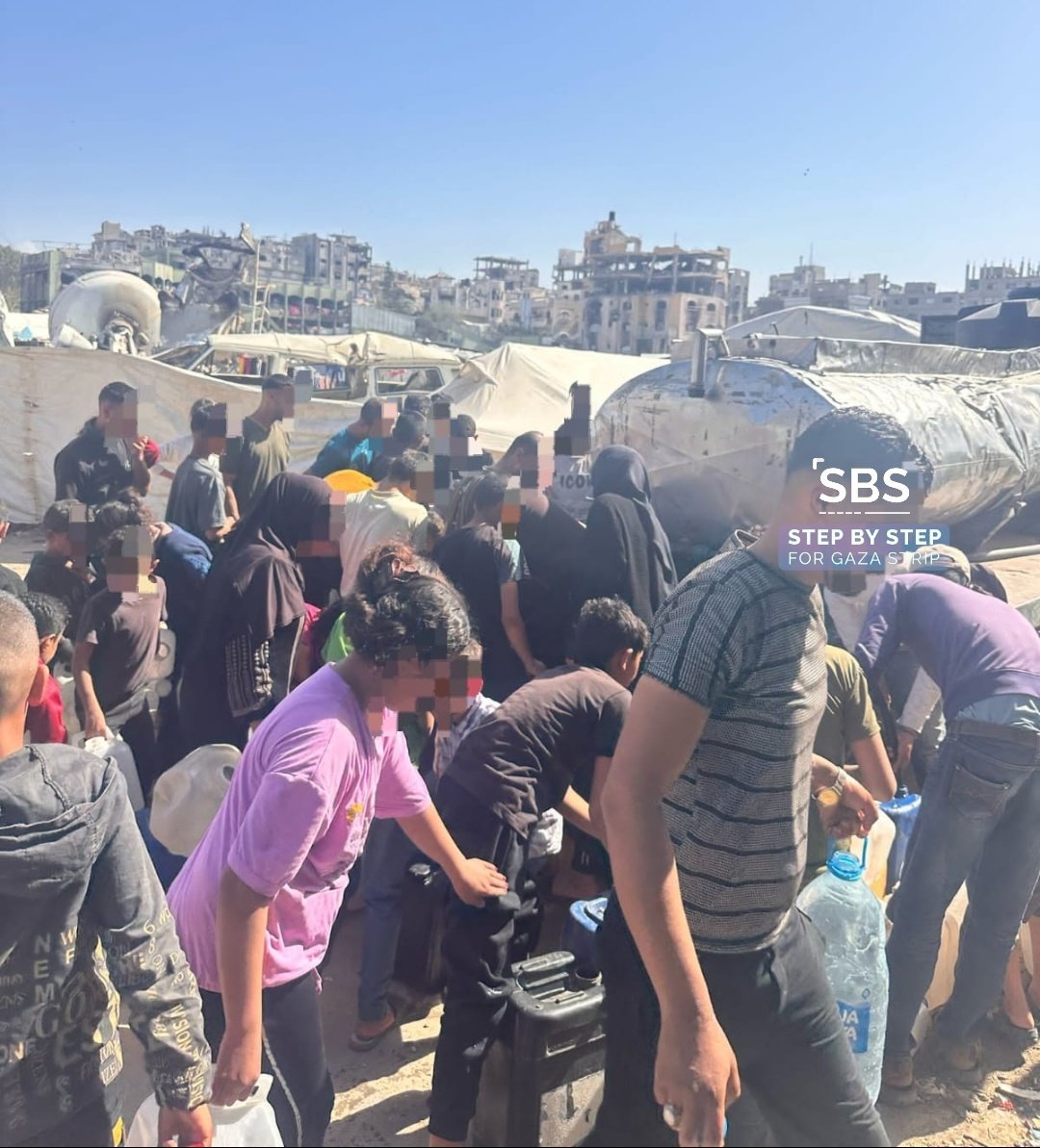 DrMohammedKhal's tweet photo. تم بِحمده تعالى توفير مياه الشُرب لعدة مناطق في شمال القِطاع...

@SBSFGS 
#sbs #GazaNeeedsBread #غزه_تموت_جوعاً https://t.co/MTGmqiymvv