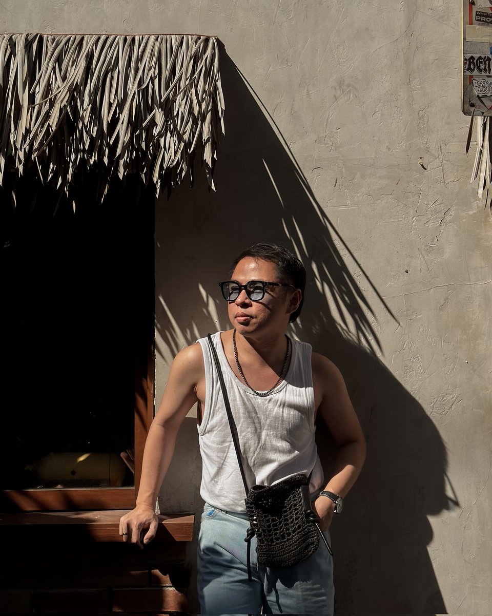 rowjie's tweet photo. In the heat of summer sunshine. 🌞
#SummerOf2025 #Summer https://t.co/4LOZoOd0iK