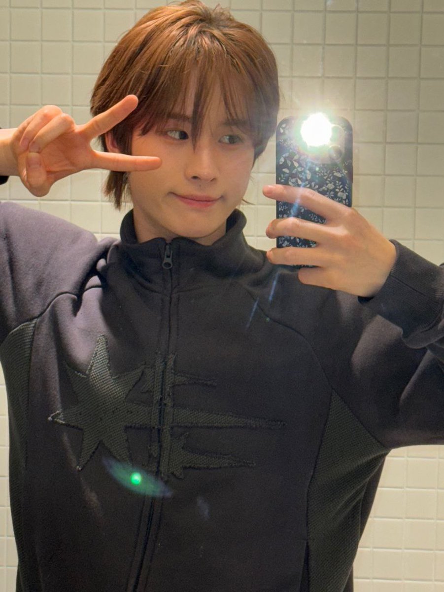Kyungmin (@leekyungmien) on Twitter photo 