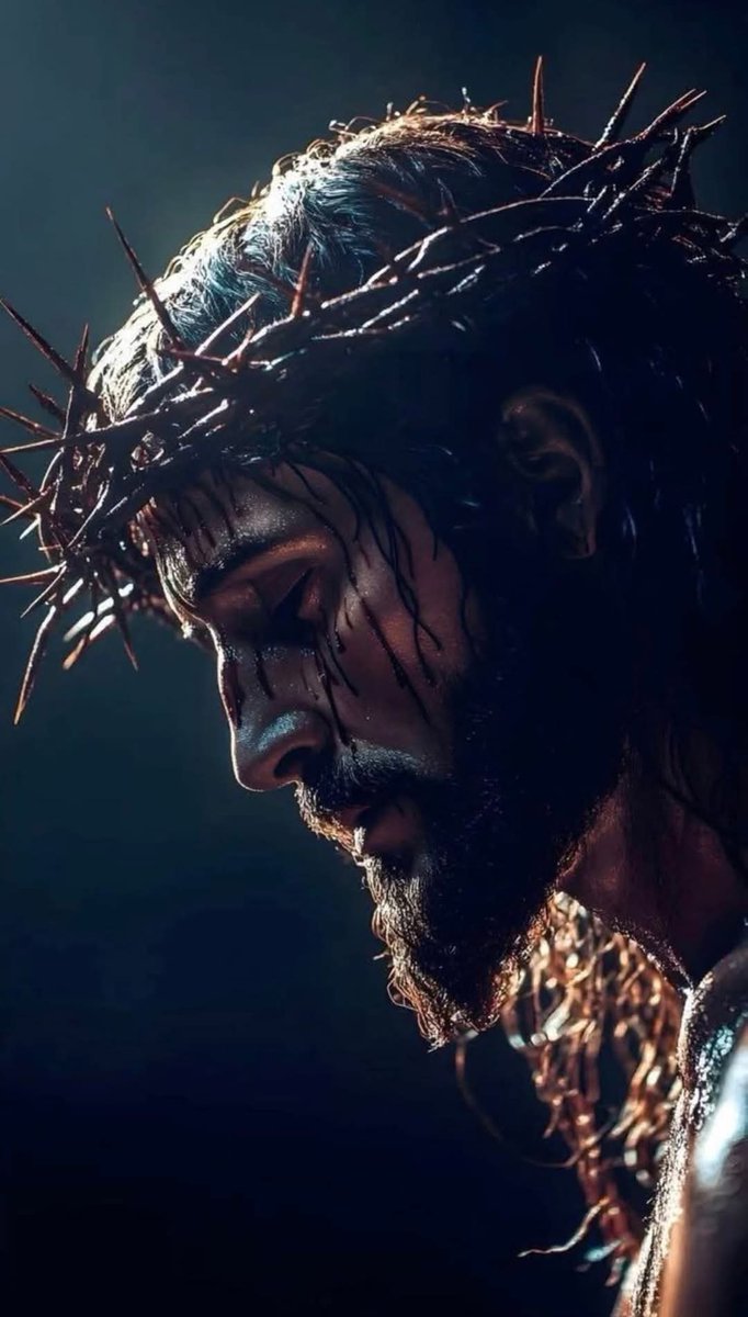 Après avoir entendu dire que de publier la prière Le « Notre Père » enfreint leurs politiques, je demande à tous les chrétiens ou croyants de suivre mon exemple et de poster la prière Le « Notre Père ».

Je déclare MA FOI ✝️✝️✝️ en public. 

Jésus a dit: Quiconque me renie ici