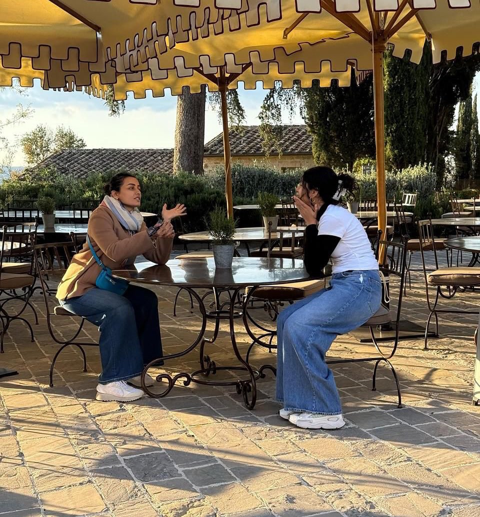 HydTimes's tweet photo. Namrata Shirodkar Soaks in Tuscan Bliss , she shares a poetic glimpse of her peaceful morning in the Italian countryside.

#tuscan
#countryside
#maheshbabu
#namratashirodkar
#tollywoodceleb
#tripin https://t.co/wl6yBP8rLP