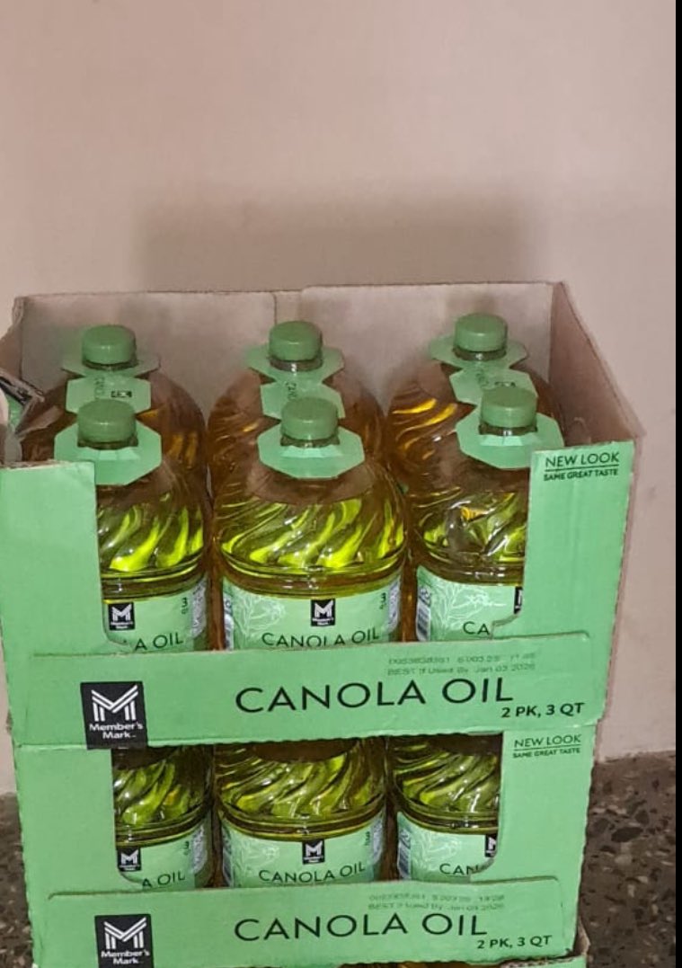 a_raffkuki's tweet photo. Good morning &amp; happy weekend! ❤️  
I have original canola oil available for sale.  

2.84 liters: #15,000  
A set (2) of 2.84 liters: #29,000  

Send a DM if you're interested.  

Kindly repost! 🙏🏾 https://t.co/THYOIJMceX