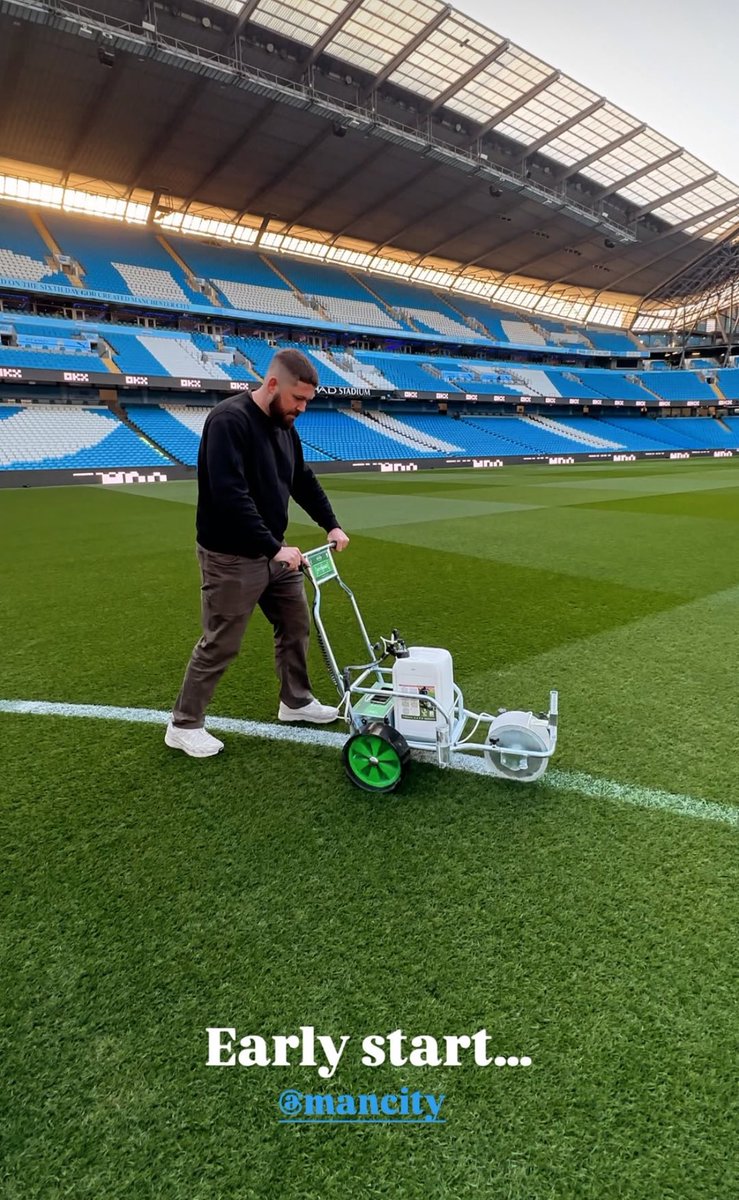 John Ledwidge (@johnledwidge) on Twitter photo Early bird catches the worm! A very early, and very busy matchday but we are ready for the visit of <a href="/CPFC/">Crystal Palace F.C.</a>
#team #earlyKO Early bird catches the worm! A very early, and very busy matchday but we are ready for the visit of <a href="/CPFC/">Crystal Palace F.C.</a>
#team #earlyKO